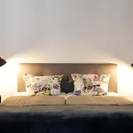 Glueck Am - Mit Seezugang *