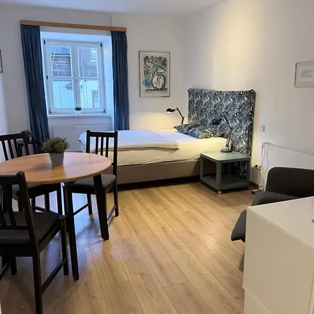 Glueck Am - Mit Seezugang Apartman