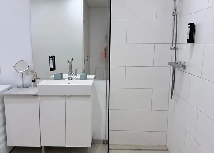 Glueck Am - Mit Seezugang Appartement