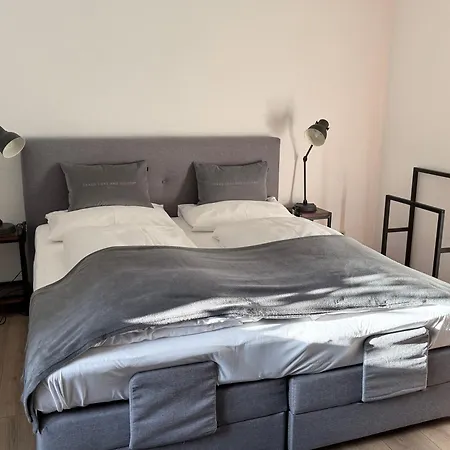 Glueck Am - Mit Seezugang